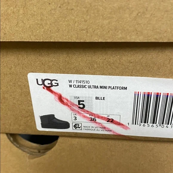 UGG CLASSIC ULTRA MINI PLATFORM - Picture 5 of 5